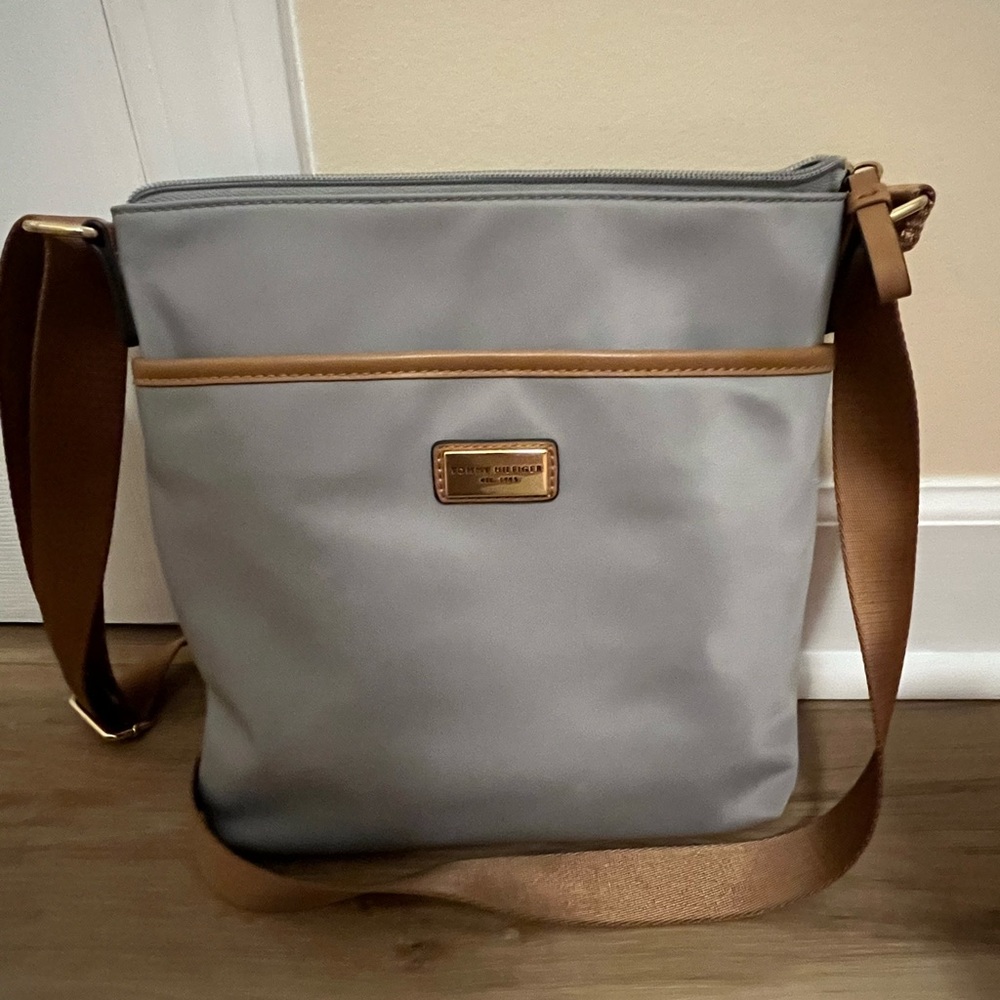 Tommy Hilfiger Purse